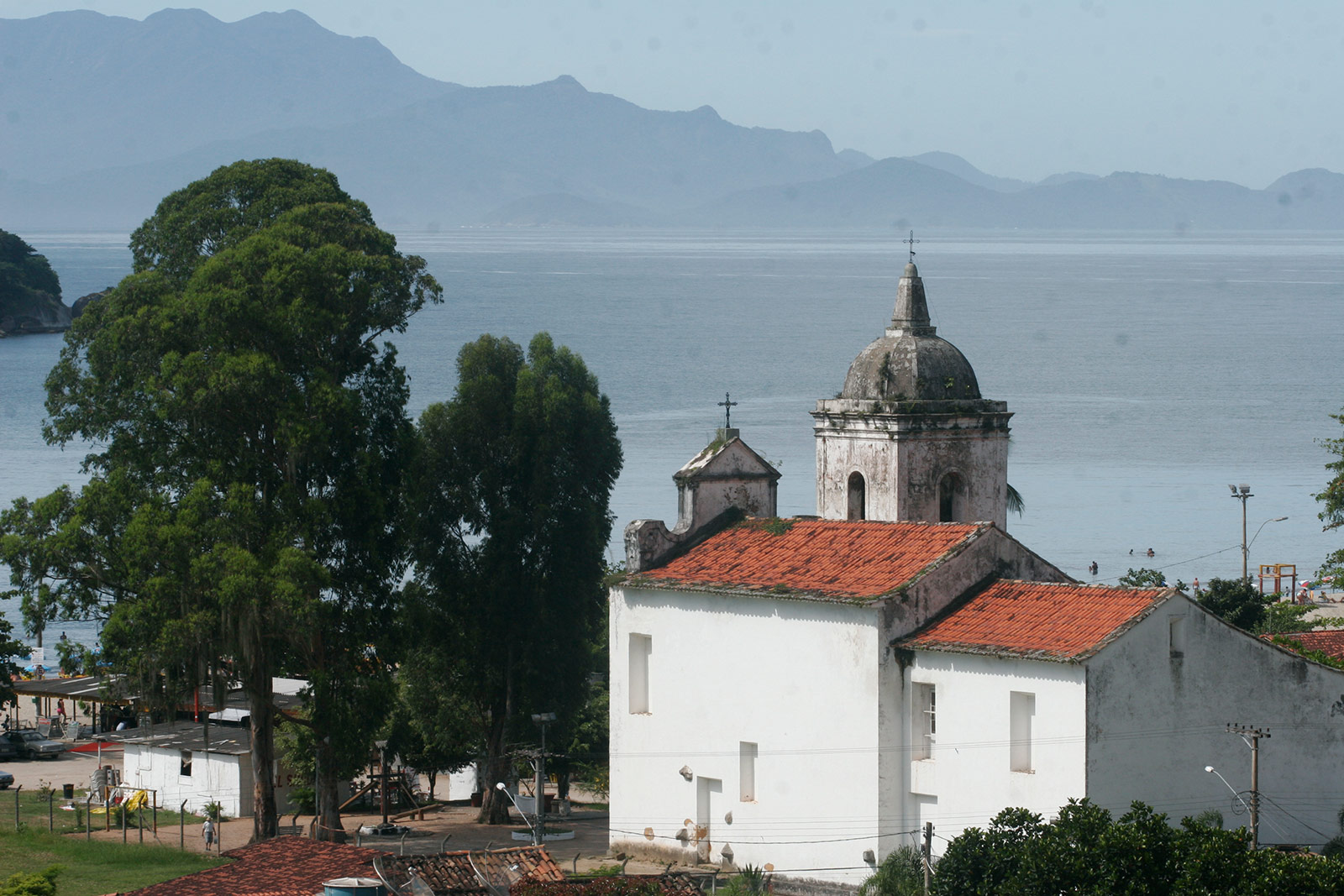 Praia da Vila Histórica de Mambucaba