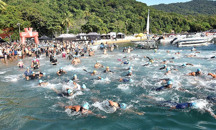 Ilha Grande abre temporada que comemora os 20 anos do XTERRA Brasil