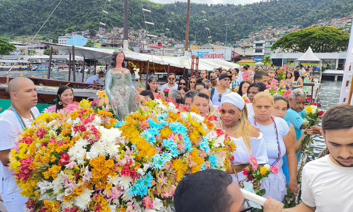 Capa da notícia: 2º Festival Mar de Axé celebra Iemanjá na Ilha Grande, em Angra