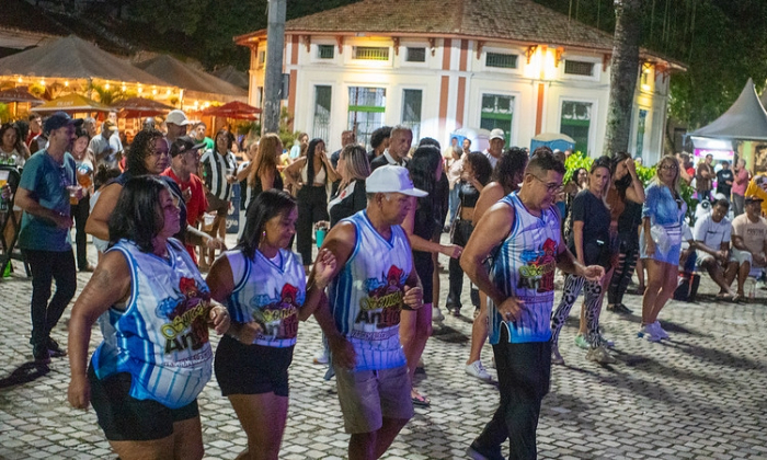 Capa da notícia: Em novo formato itinerante, ‘Encontro das Antigas’ chega ao Parque Mambucaba