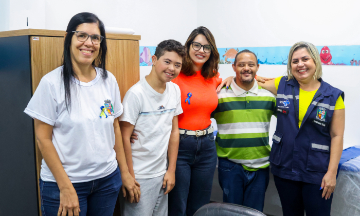Capa da notícia: Mutirão de atendimento a pessoas com síndrome de Down movimenta Cem Centro