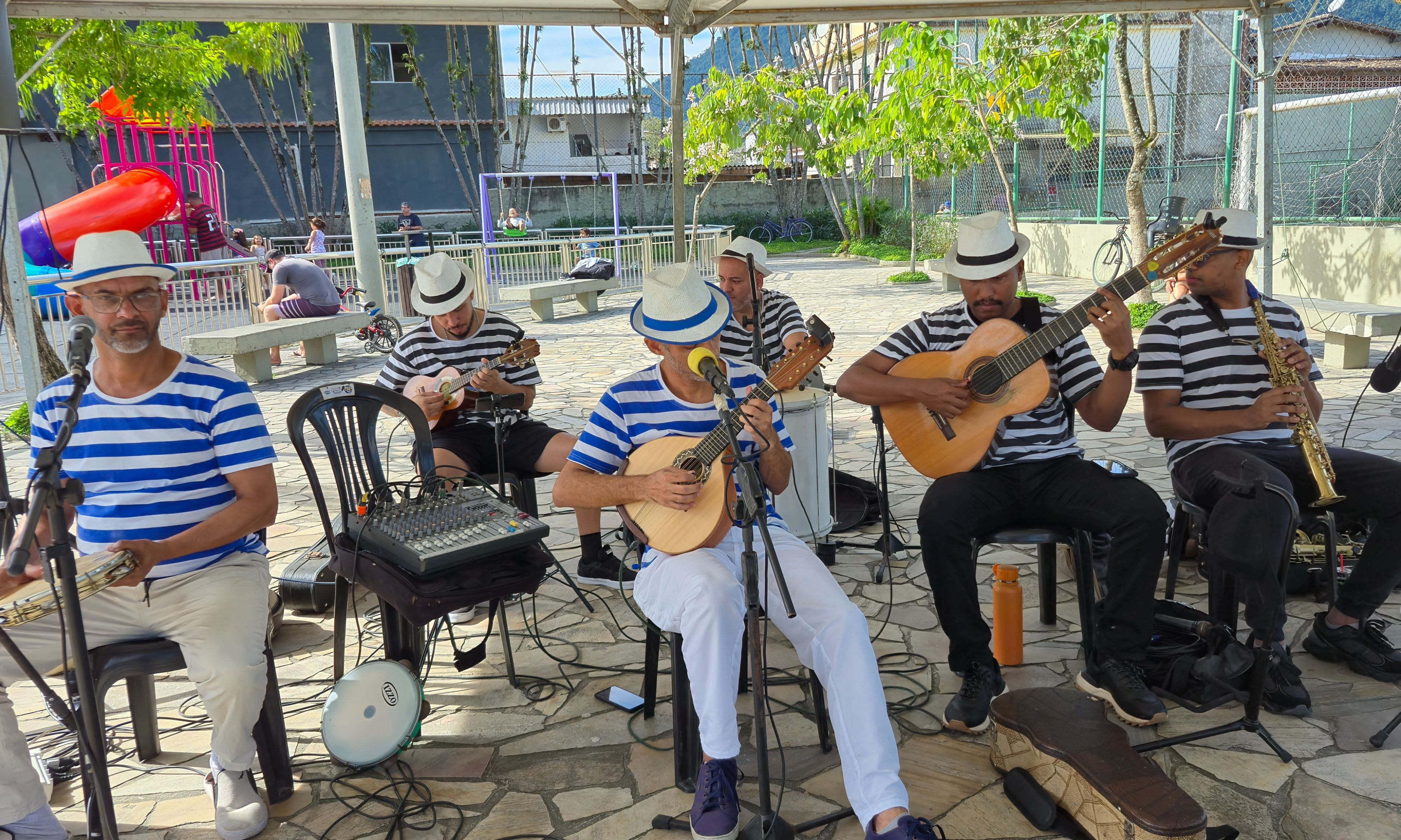 Capa da notícia: Instrumental na Praça Itinerante estreia na Praça da Porteira, na Japuíba