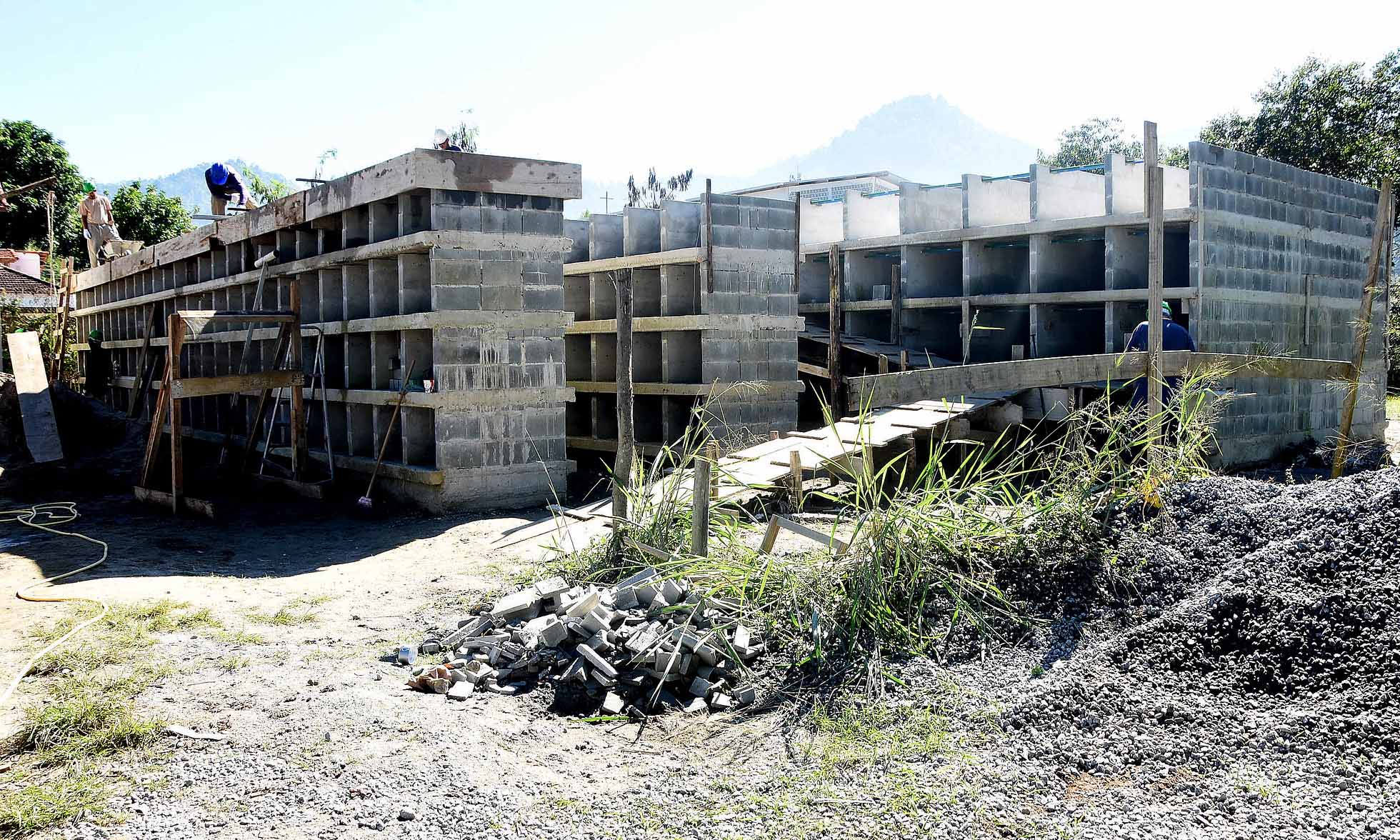 Capa da notícia: Obras ampliam capacidade e modernizam o Cemitério de Jacuecanga
