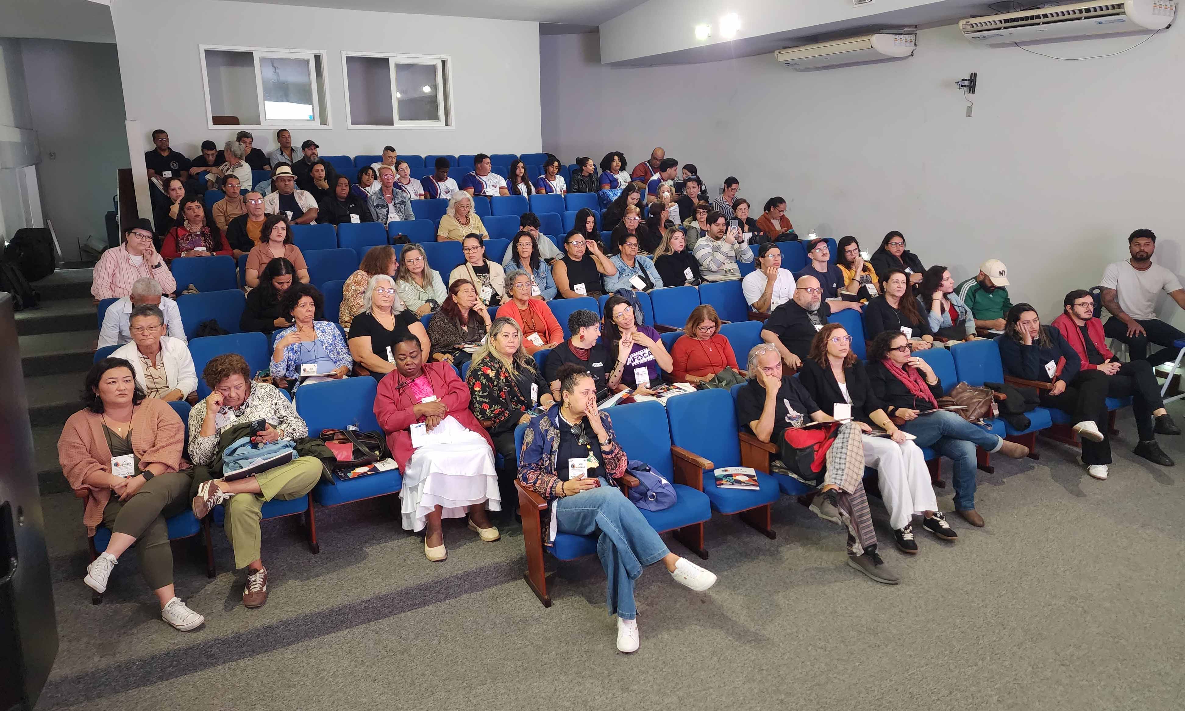 Capa da notícia: Conferência de Cultura define propostas prioritárias  e elege novo Conselho
