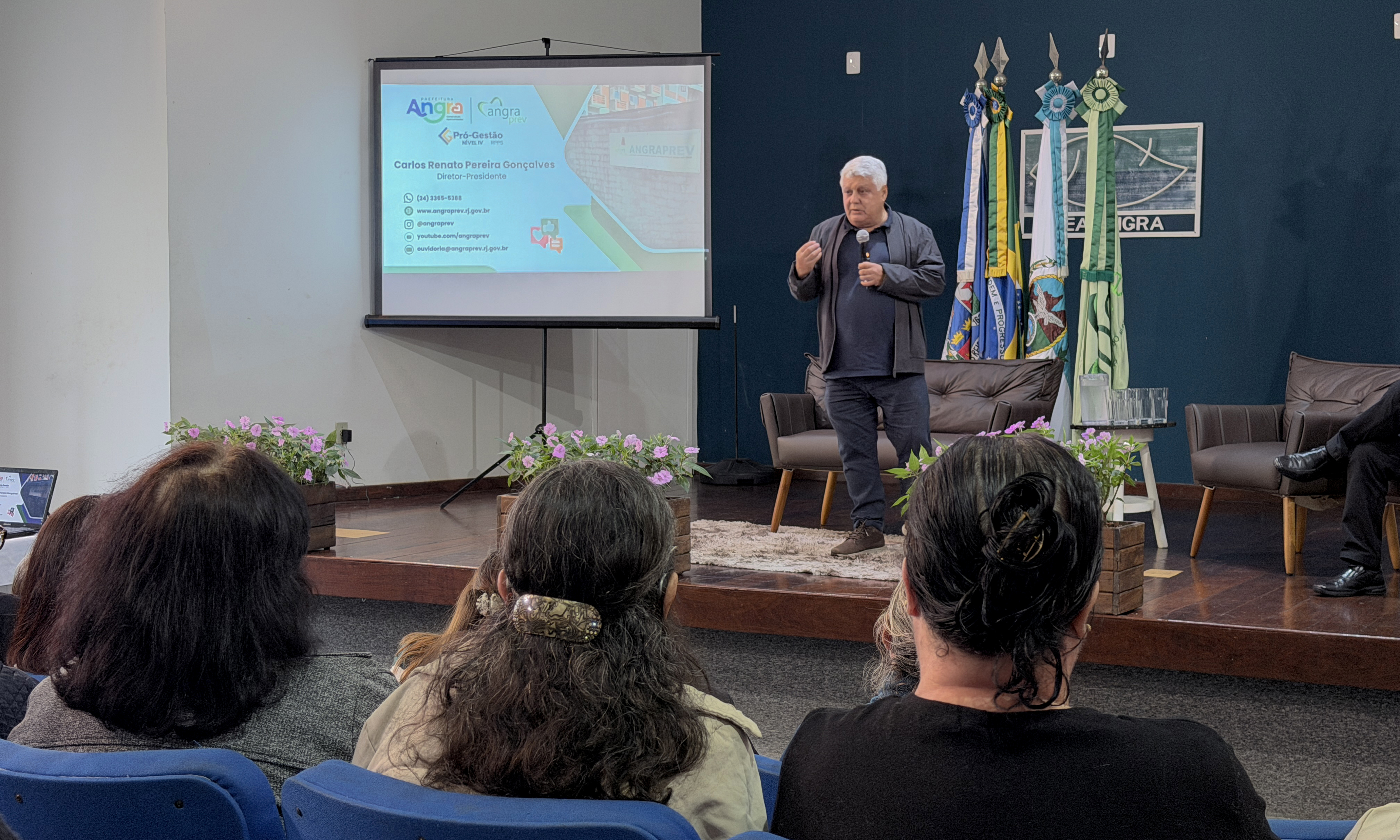 Capa da notícia: Angraprev lança Guia Prático de Educação Financeira